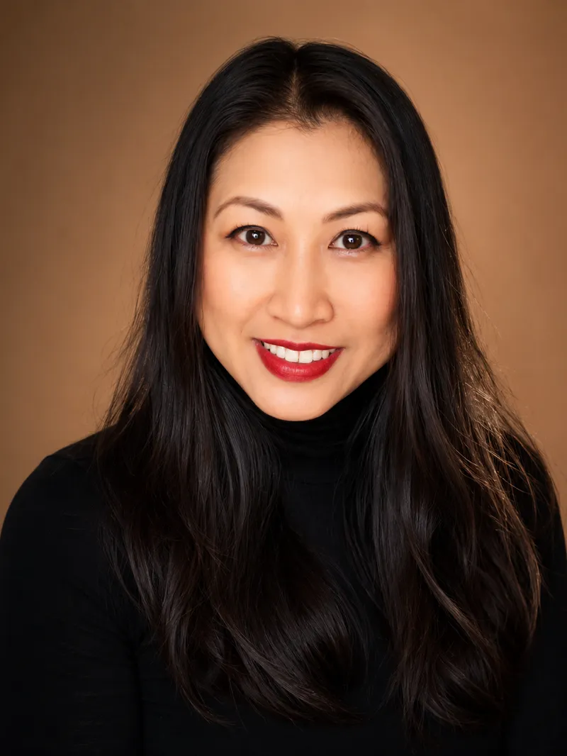 Headshot of Uyen Dang, PE.